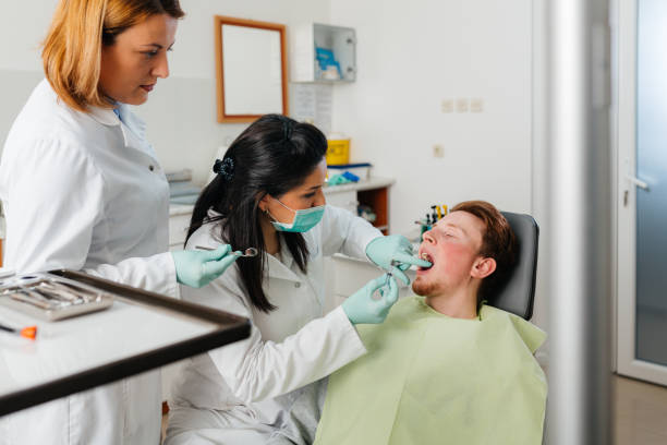 Best Emergency Dentist for Knocked-Out Tooth in Gregory, SD
